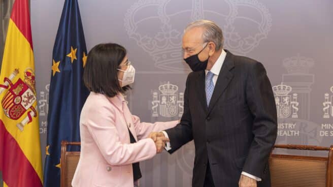 31-03-2022-Firma-Carolina-Darias-Isidro-Faine-Ministerio-Sanidad-Fundacion-La-Caixa-3
