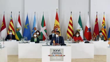 Conferencia de presidentes o besapié de viejas