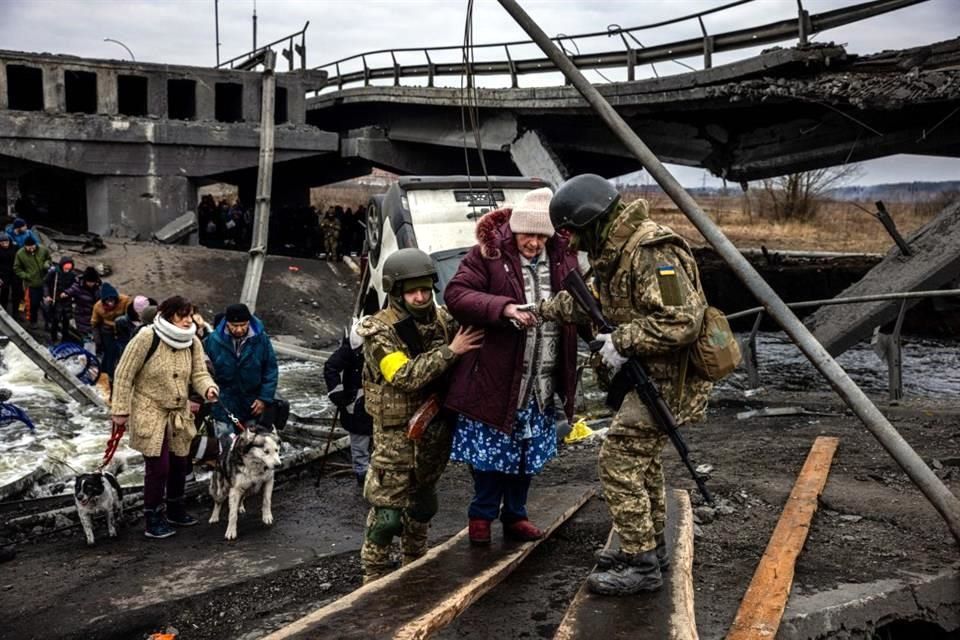 Nueve muertos en el bombardeo contra una torre de televisión en el oeste de Ucrania