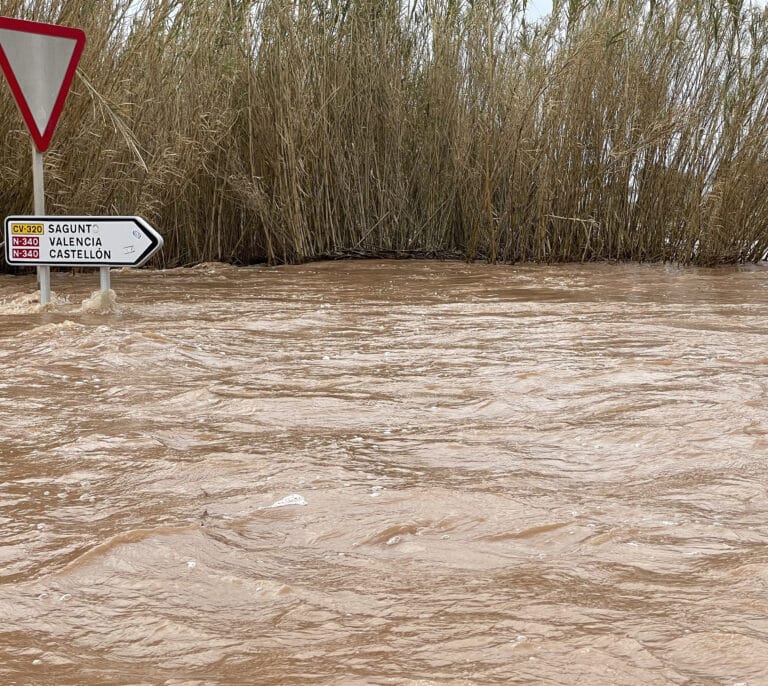 La lluvia bate récords en la Comunidad Valenciana y deja un reguero de daños