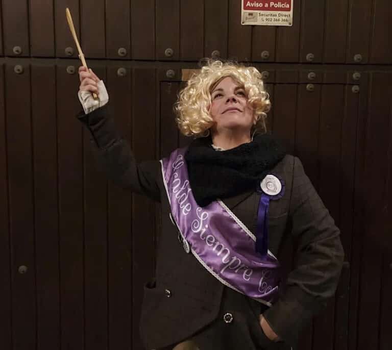 La "Rigoberta Bandini" que triunfa en los carnavales de Cádiz