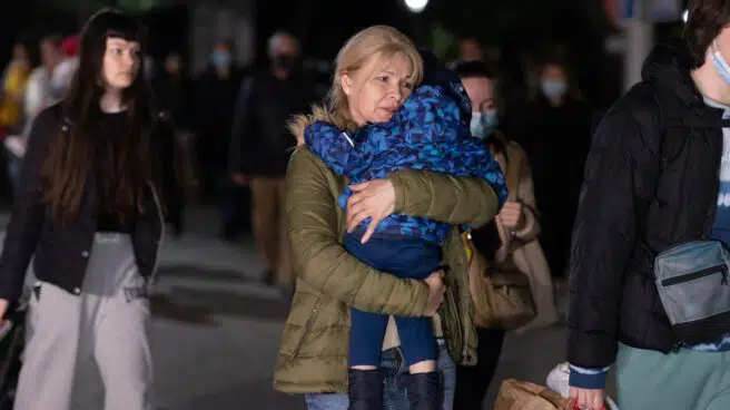 Llegan los primeros ucranianos a España cuando se superan los dos millones de refugiados