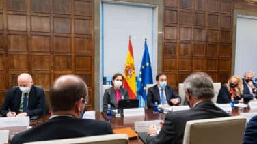 Albares y Maroto abordan con la CEOE el impacto económica del conflicto en Ucrania