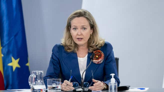 El Gobierno aprueba hoy el currículo de Primaria La vicepresidenta primera y ministra de Asuntos Económicos y Transformación Digital, Nadia Calviño, comparece tras la reunión del Consejo de Ministros en Moncloa.