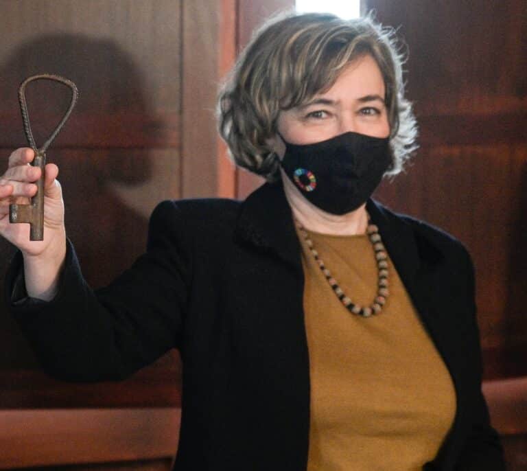 Casi la mitad de los abogados del Estado están en excedencia o no ejercen como tal