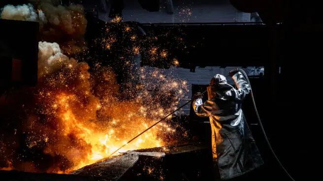La siderúrgica del oligarca ruso Mordashov  suspende la venta de acero a la UE