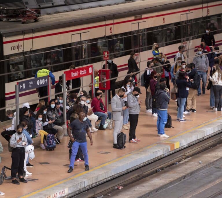 Caos en los Cercanías de Madrid por una avería informática