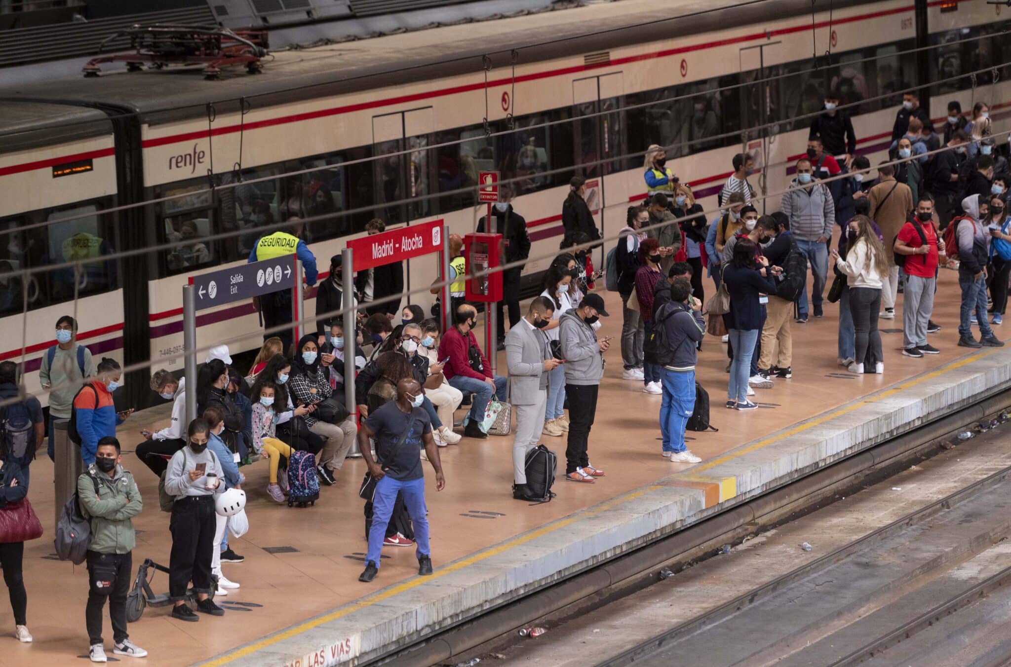 Andén de la estación de Atocha (Madrid) de Renfe