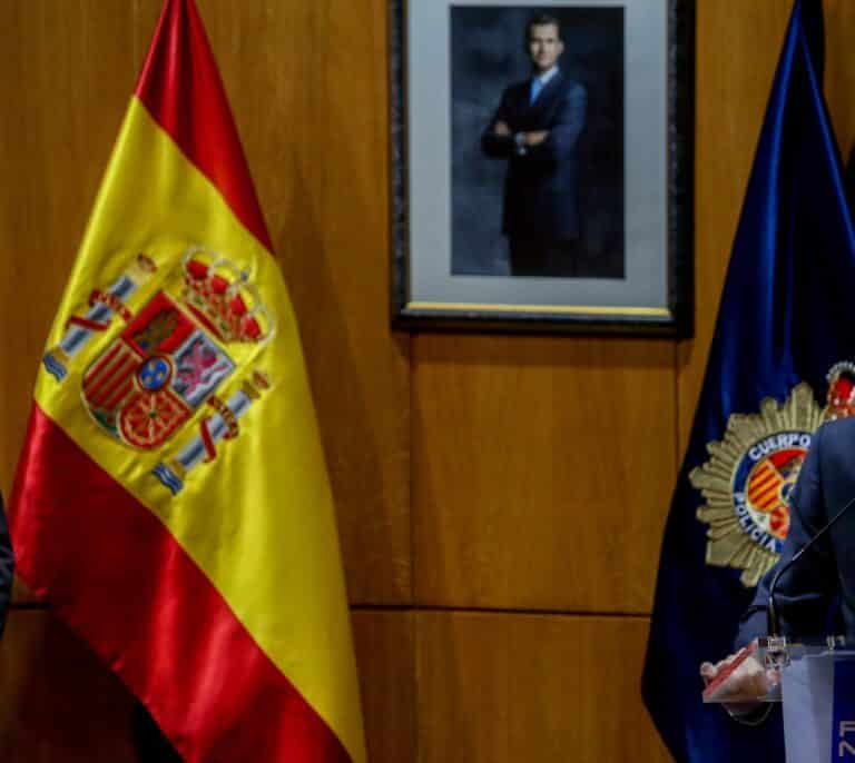 La Policía aumenta su catálogo en 2.500 puestos, el 63% en Madrid y Cataluña