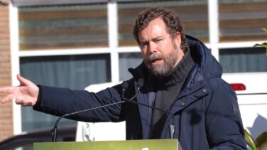 Embargado el sueldo de Espinosa de los Monteros para pagar la deuda por la obra de su chalé
