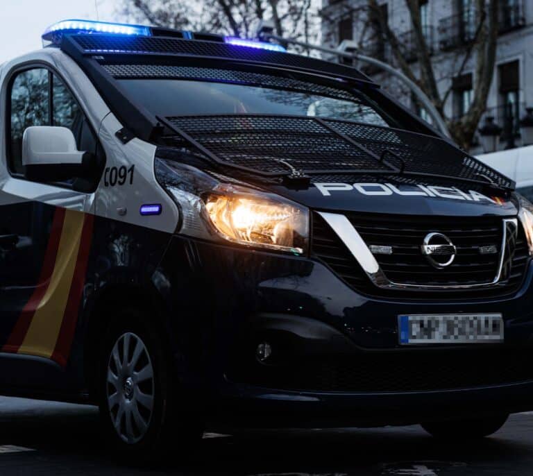 La Policía detiene a la pareja de la mujer encontrada enterrada tras seis meses desaparecida