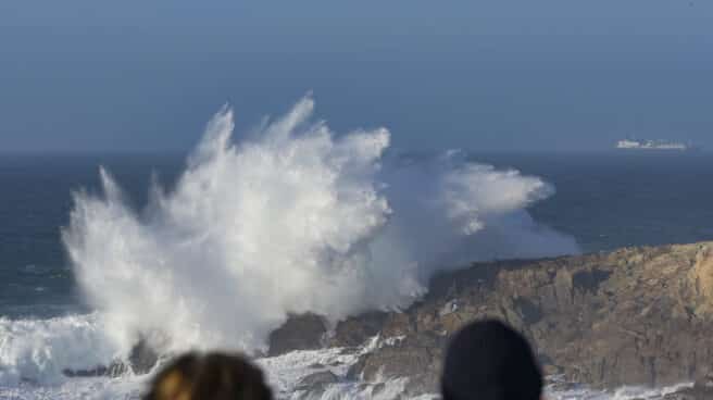 Alerta naranja por temporal costero en la provincia de A Coruña