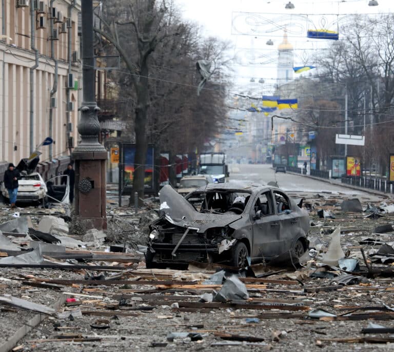 Rusia anuncia un "alto el fuego temporal" para abrir dos corredores humanitarios