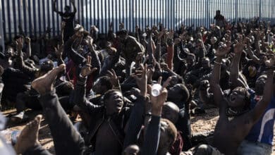 El día que 2.500 migrantes intentaron saltar la valla de Melilla a plena luz del día