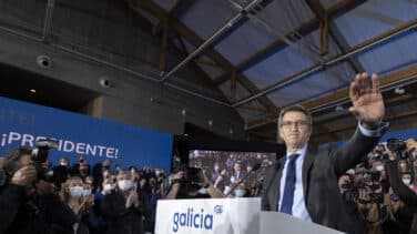 Feijóo recurrirá a la vieja guardia del PP para conformar la nueva Dirección