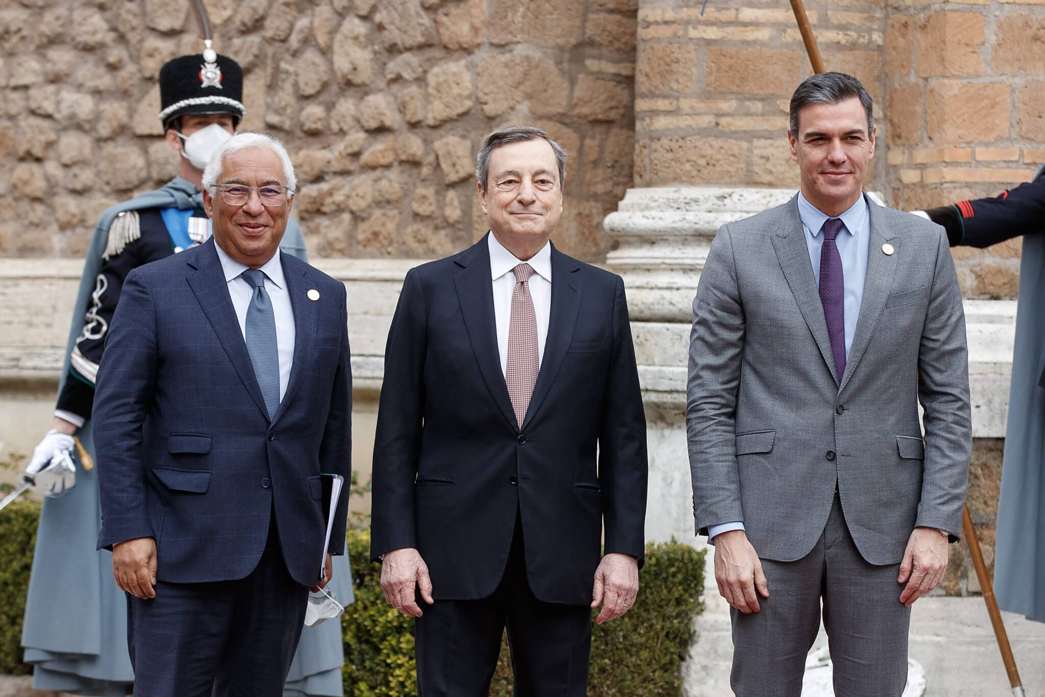 Pedro Sánchez, con los principales líderes de Portugal, Italia y Grecia en el encuentro de Roma para tratar los precios de la energía