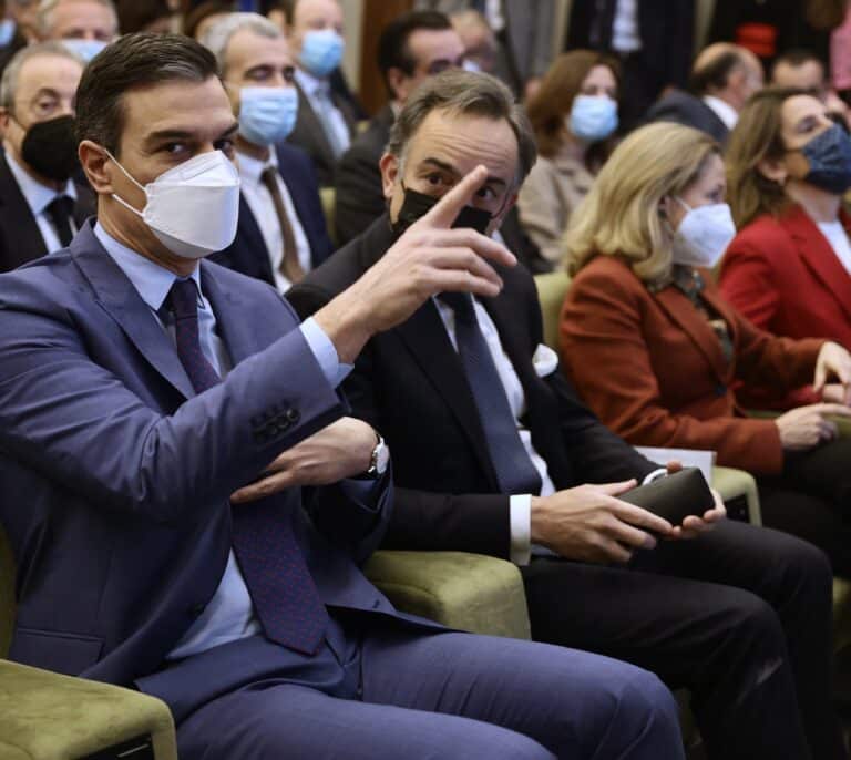 La gran mayoría de los presidentes del Ibex dan plantón a Sánchez en su anuncio de nuevas ayudas