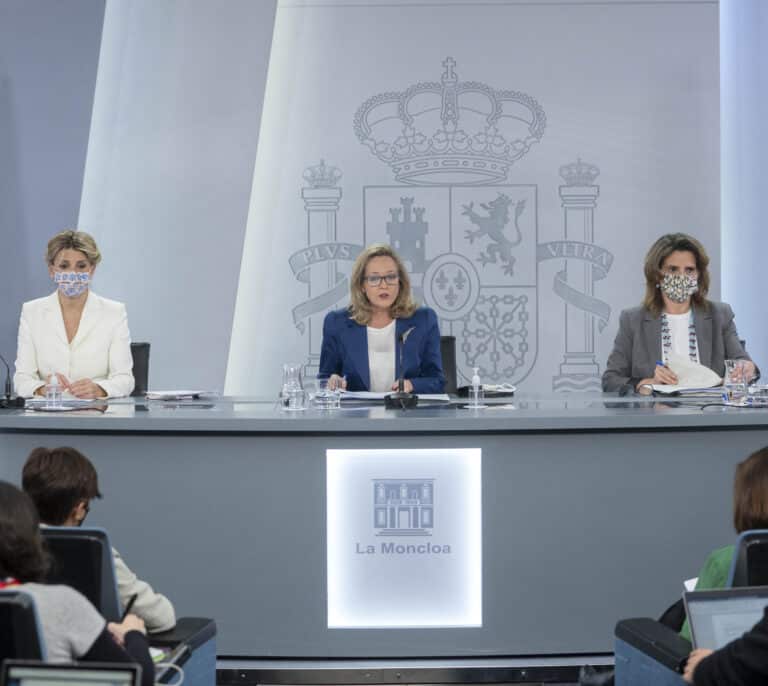 El Gobierno no concreta ni cómo ni cuándo bajará los precios de la energía