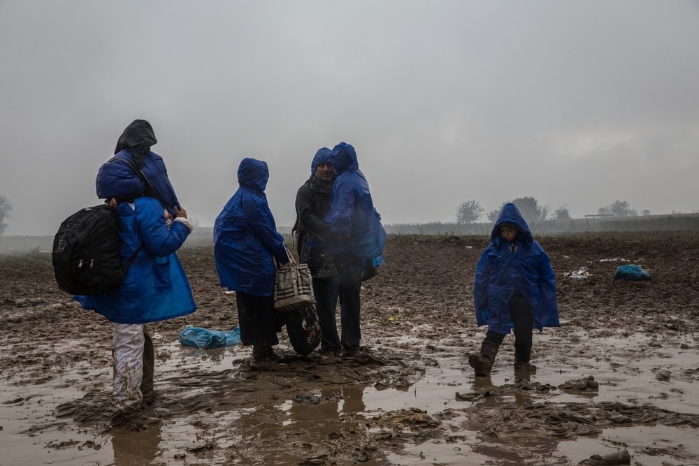 La tragedia de los refugiados en Europa ayer y hoy, en diez imágenes