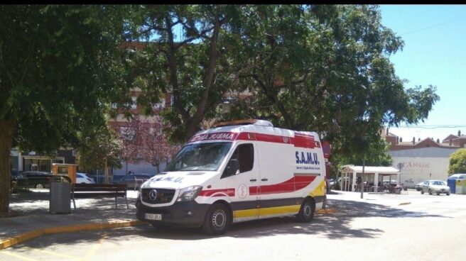 Una ambulancia en Villena (Alicante)