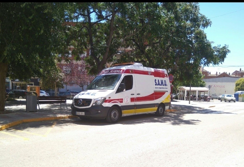 Una ambulancia en Villena (Alicante)