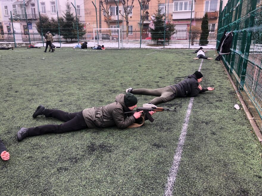 Uno de los entrenamientos a los que asiste Román tras su llegada desde España.