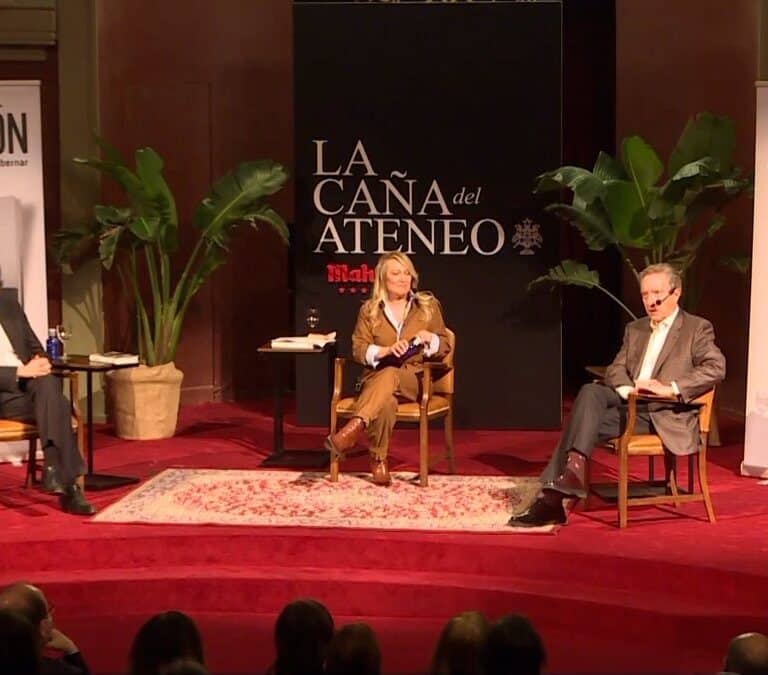 Joana Bonet: "Chacón sufrió violencia política y mediática por ser mujer"