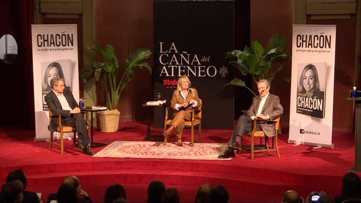 Joana Bonet: "Chacón sufrió violencia política y mediática por ser mujer"