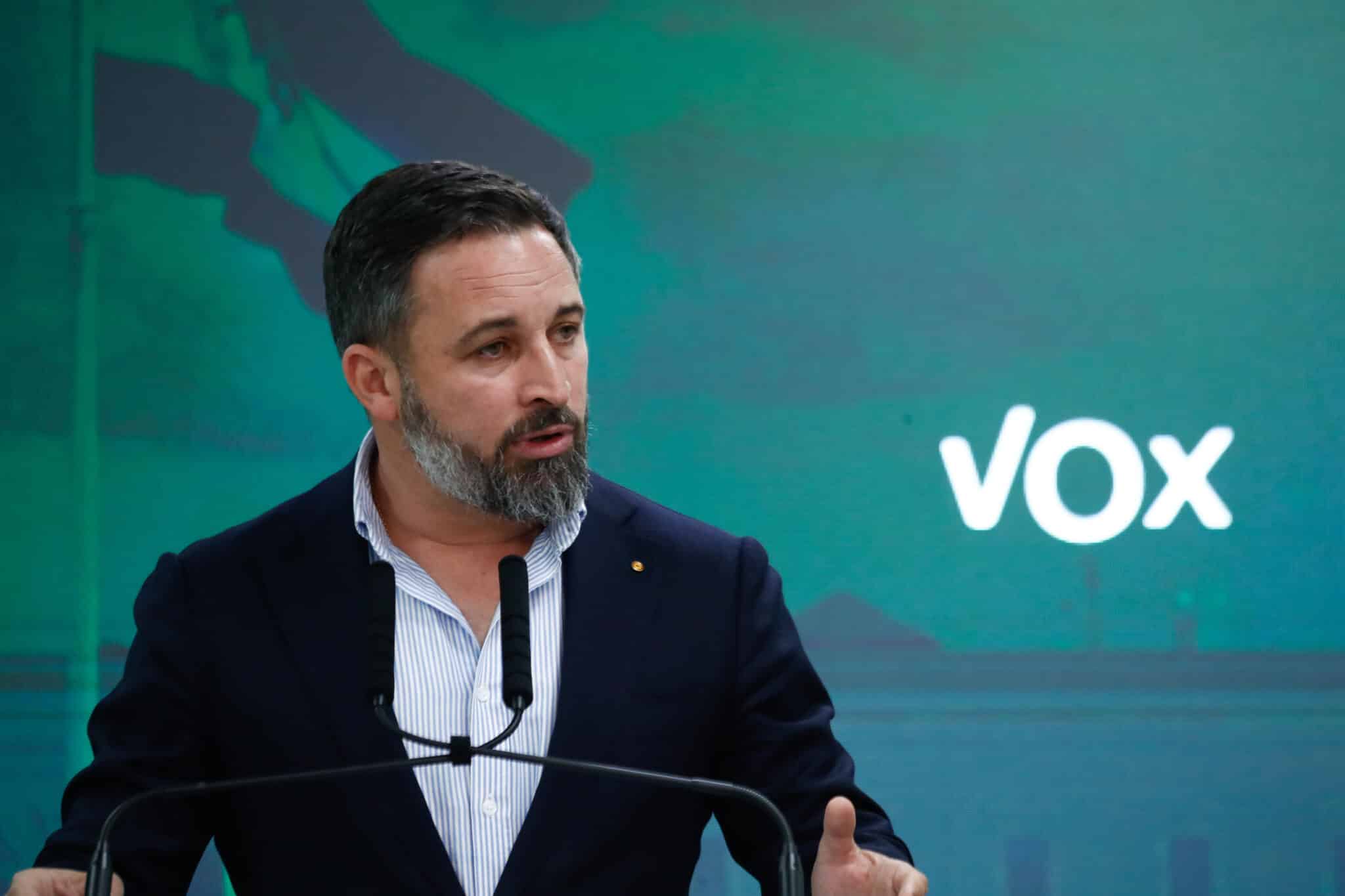 El presidente de Vox, Santiago Abascal, en una rueda de prensa.