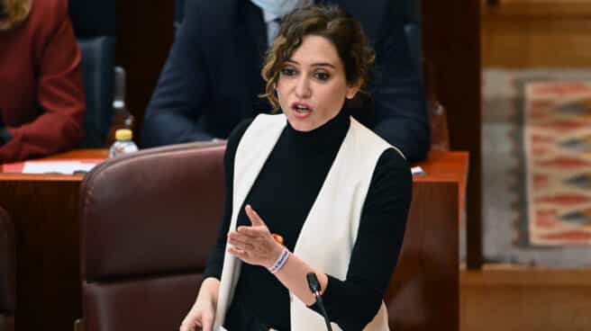 Ayuso contraataca: denunciará en la Fiscalía a siete empresas vinculadas al PSOE por la compra de mascarillas La presidenta de la Comunidad de Madrid, Isabel Díaz Ayuso