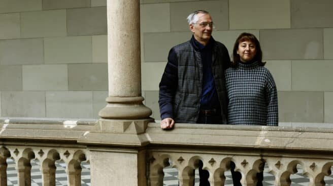 Los profesores Aleksander y Maryna Martynenko, investigadores y catedráticos ucranianos en Medicina y Economía, respectivamente, han sido acogidos por la Universidad de Barcelona
