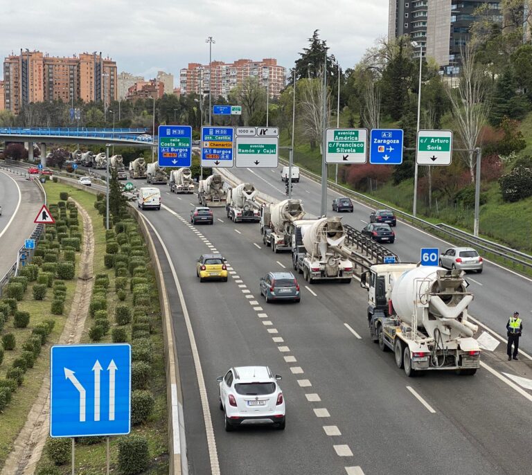 Se restablece la circulación en la M-30 y M-40, a pesar de los 87 municipios de Madrid con incidencias por la lluvia