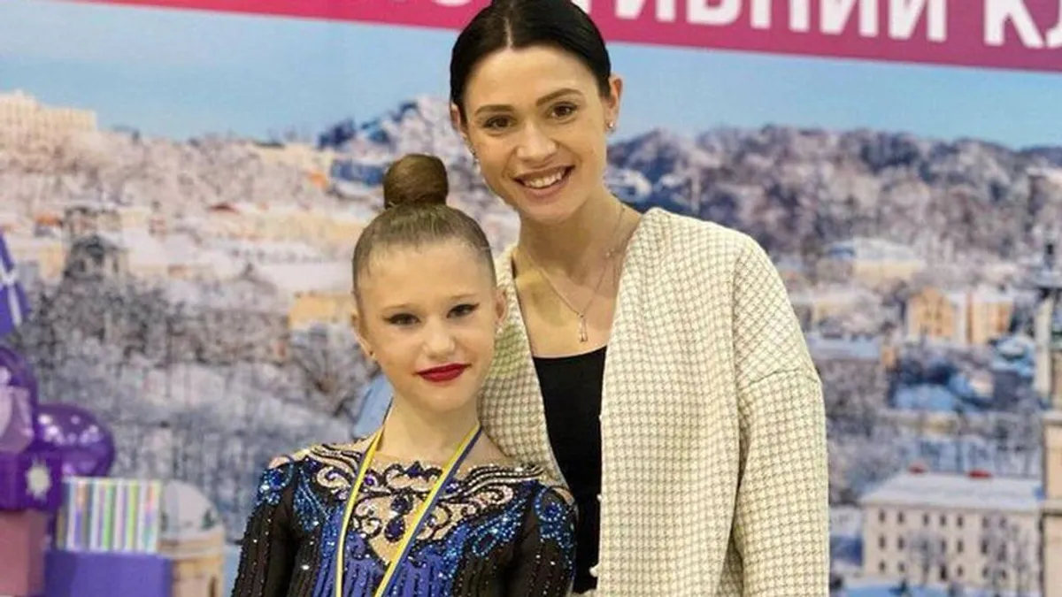 Katya Dyanchenko y su entrenadora