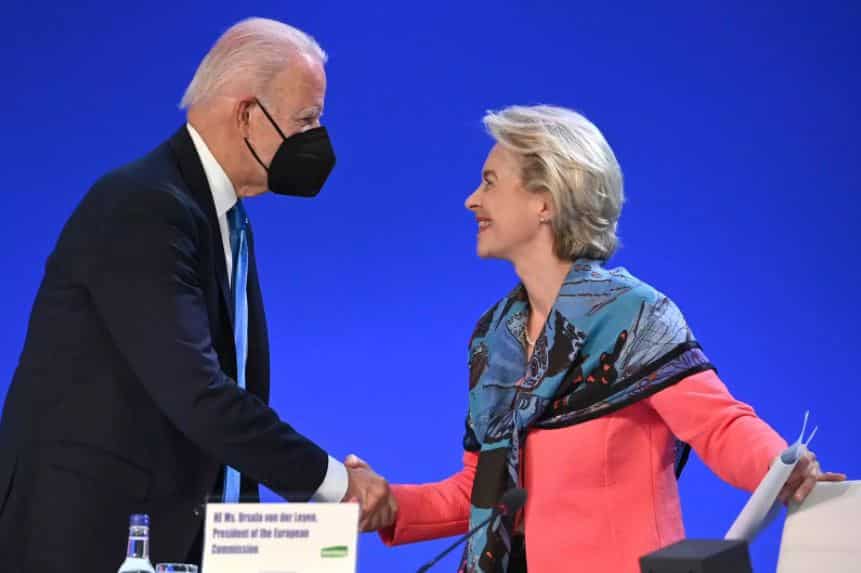 Joe Biden, presidente de EEUU, y Ursula Von Der Leyen, presidenta de la Comisión Europea, en una imagen de archivo