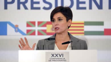 El Gobierno firma la transferencia íntegra y definitiva del IMV a Euskadi