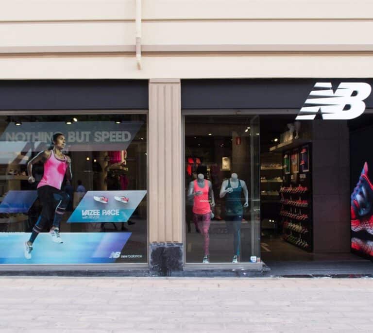 New Balance España comparece ante el juez como imputada por coacciones y abuso de poder