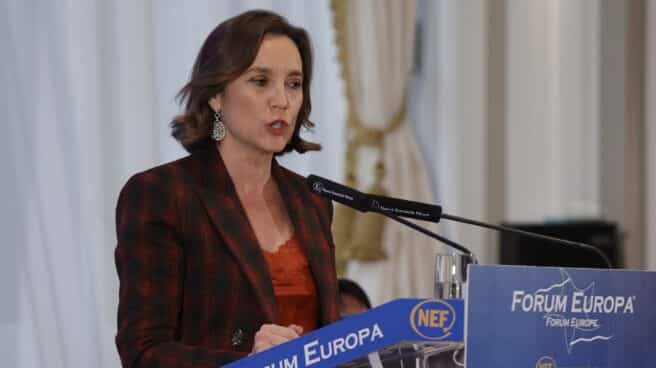Cuca Gamarra, portavoz parlamentaria del PP, durante su intervención en el Nueva Economía Fórum. Cuca Gamarra, portavoz parlamentaria del PP, durante su intervención en el Nueva Economía Fórum.