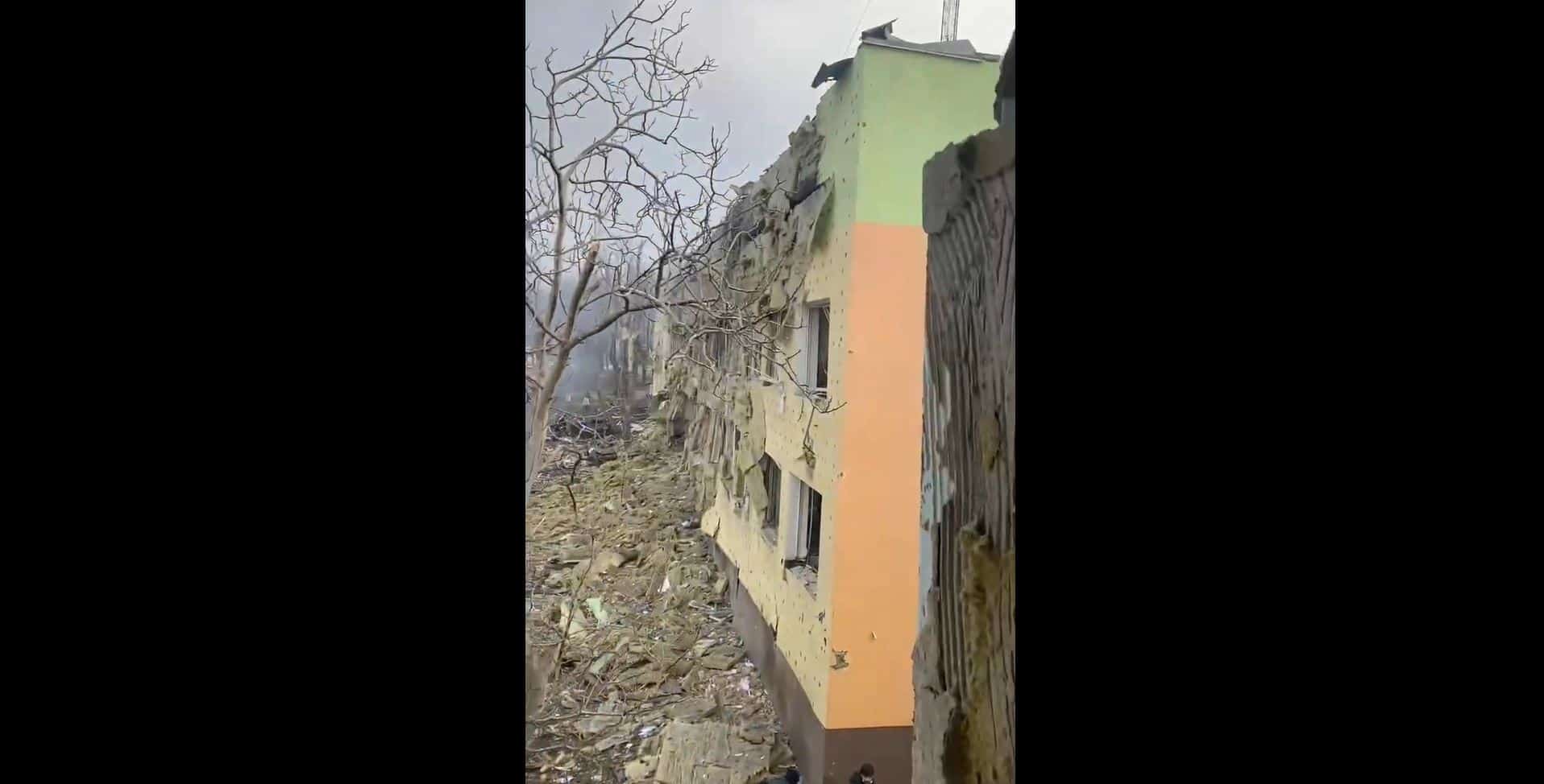 Bombardeo del hospital infantil de Mariupol.