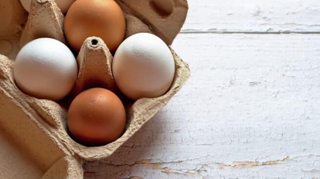 Llevas toda la vida colocando mal los huevos en la nevera: la nueva batalla de Garzón Huevos