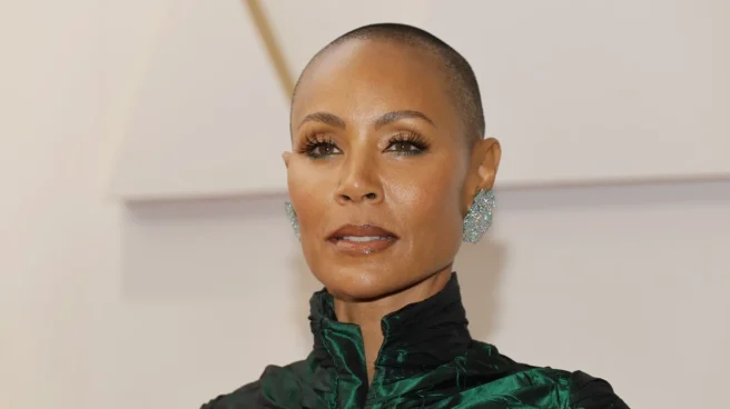 Jada Pinkett, mujer de Will Smith, en la alfombra roja de los Premios Oscar 2022