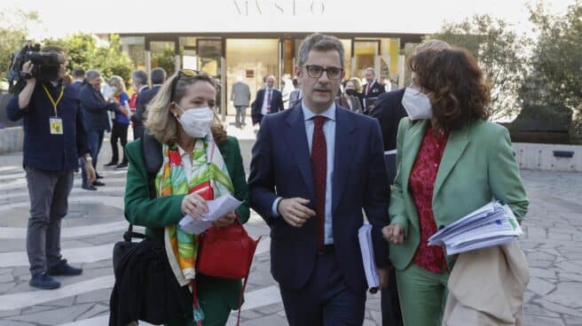 Nadia Calviño, Félix Bolaños y María Jesús Montero, este domingo en la conferencia de presidentes.