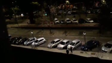 Cantar a todo volumen para contrarrestar el ruido de las discotecas en Móstoles