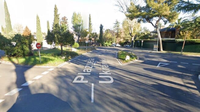 Madrid pondrá el nombre de Zelenski a una rotonda frente a la Embajada de Ucrania La rotonda que llevará el nombre del presidente de Ucrania Volodímir Zelenski, frente a la embajada del país