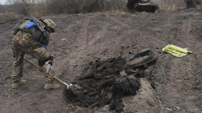 Giro drástico en Ucrania: Rusia comienza a retirar tropas cerca de Kiev
