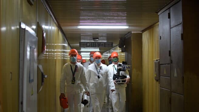 Trabajadores de la central nuclear de Chernobyl, el pasado octubre