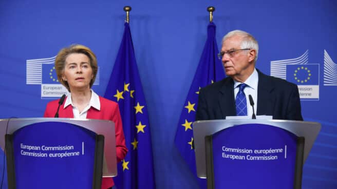 La presidenta de la Comisión Europea Ursula Von Der Leyen y Josep Borrell, Alto representante de la Unión para Asuntos Exteriores y Política de Seguridad