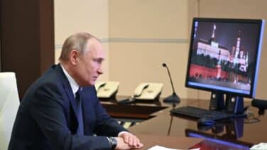 Putin, dictador de kungfú y orejeras