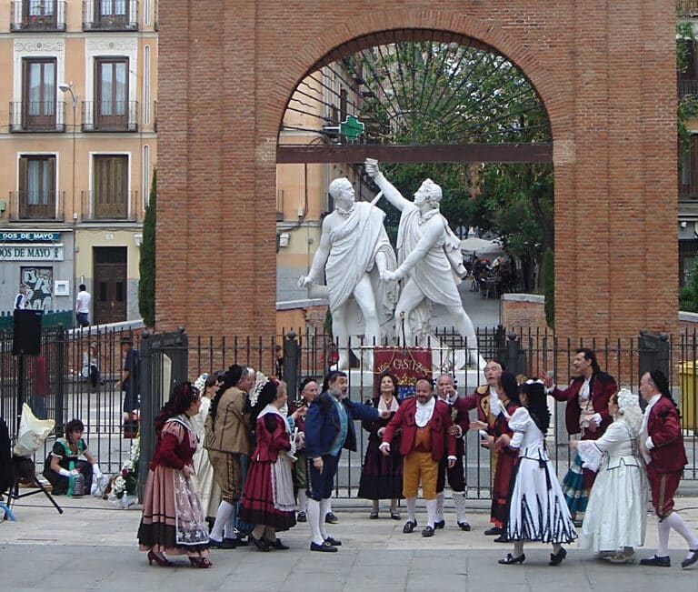 ¿En qué comunidades es festivo el 2 de mayo?