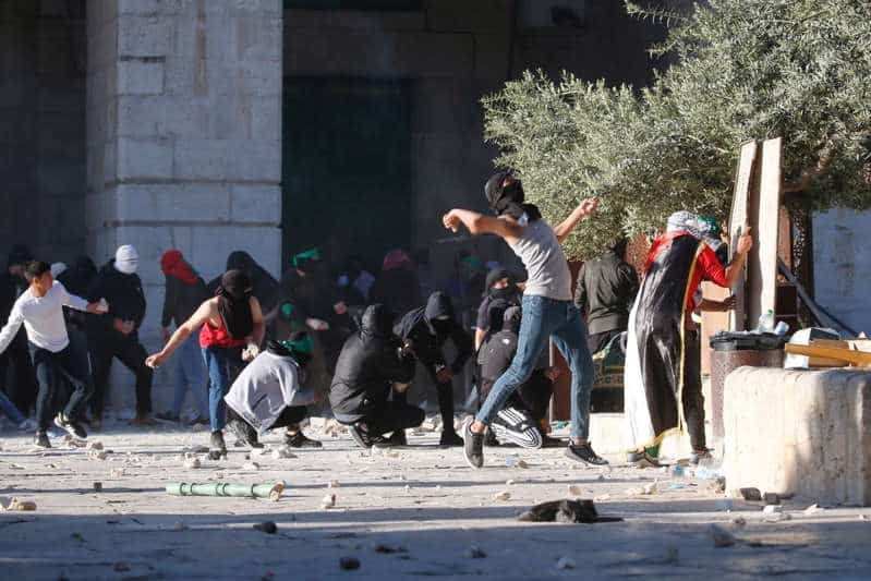 153 palestinos y tres policías israelíes, heridos por enfrentamientos en Jerusalén