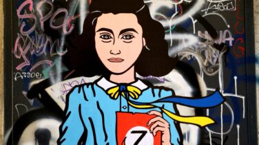 Cuando Ana Frank prendió fuego a la Z, el icono de la guerra de Putin